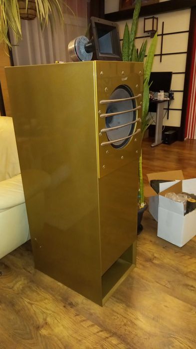 Kinap Lomo 4A-32 Тон колони