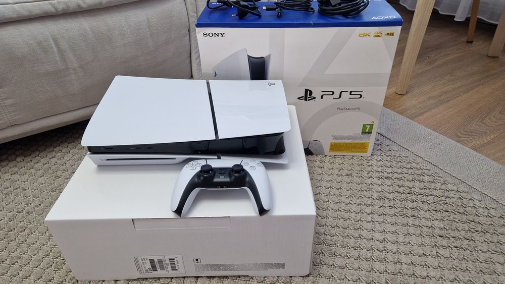 Consola ps5 slim 1tb