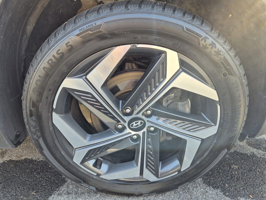 Vând 4 anvelope iarnă Barum Polaris 5 235/50 R19 VXL