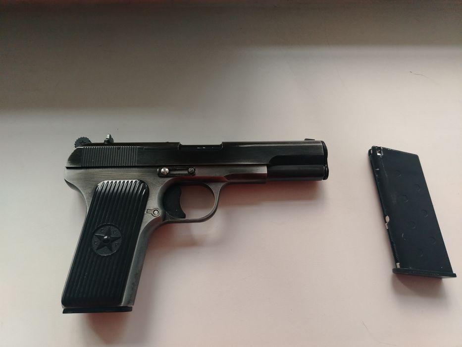 Игрушечный пистолет ТТ