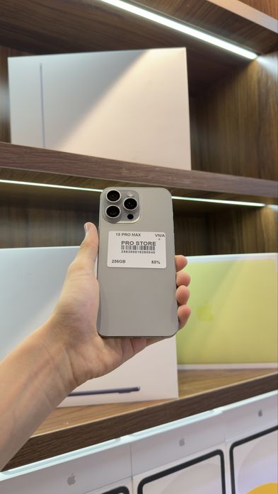 iphone 15 pro max naxtka