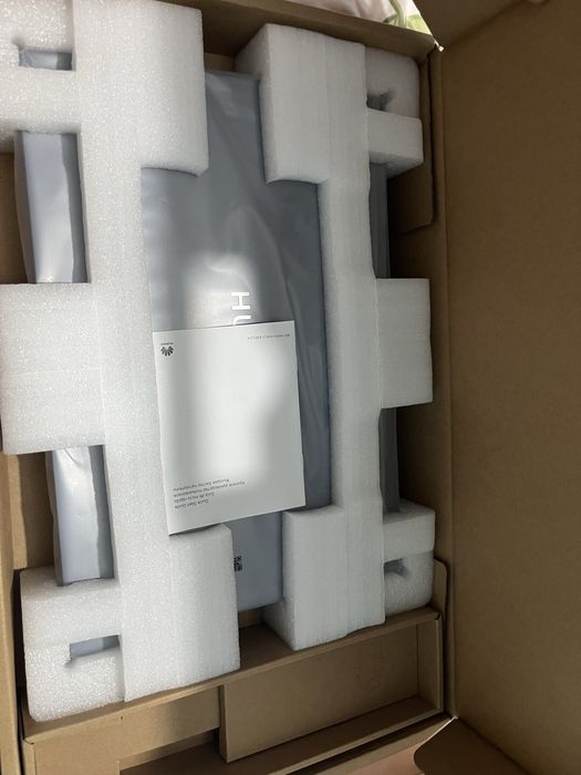 HUAWEI MateBook D 16 (MCLG-X).
