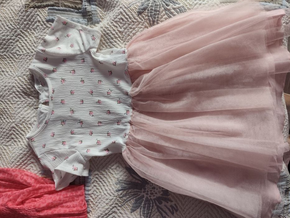 Рокли размер 122-128 - 30лв всички