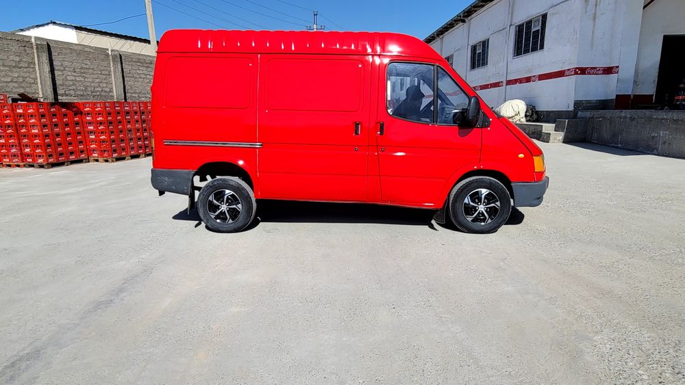 FORD yahshi holatda  solyarkali