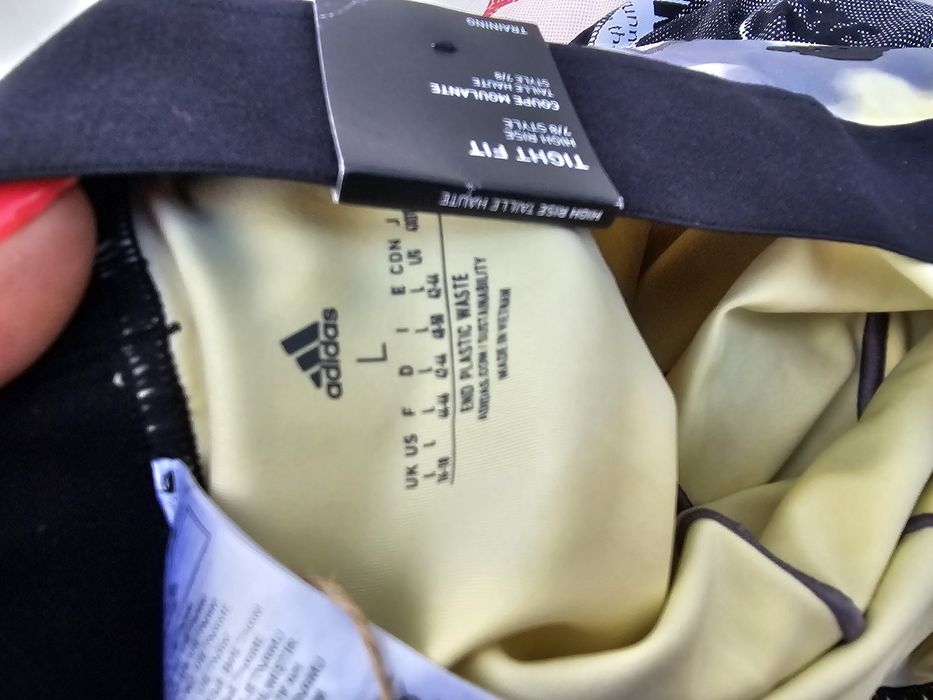 Adidas оригинален нов дамски клин Л размер