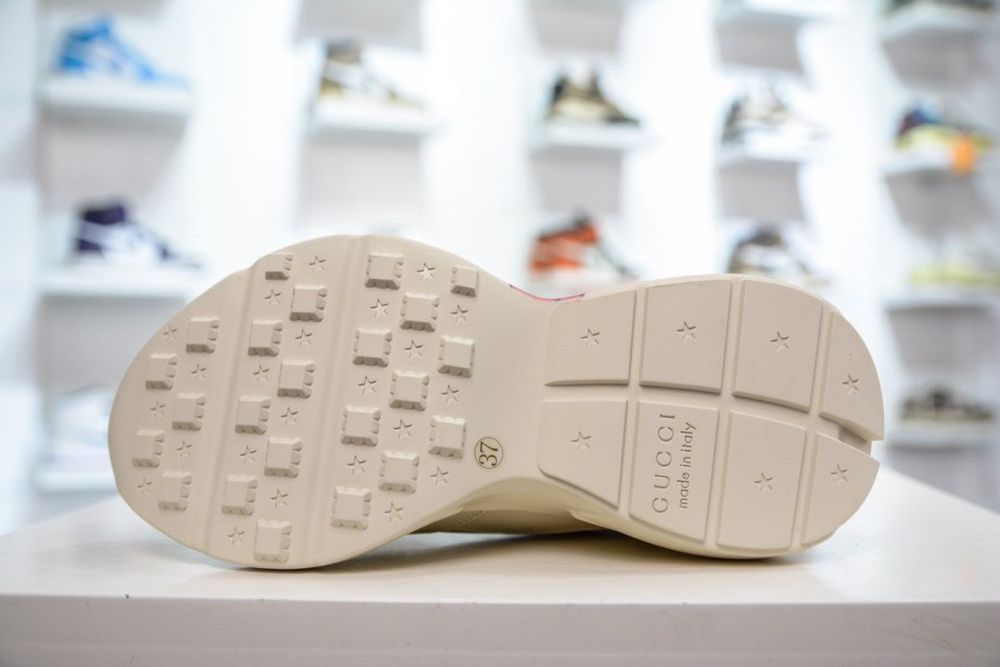 Gucci rhyton маратонки