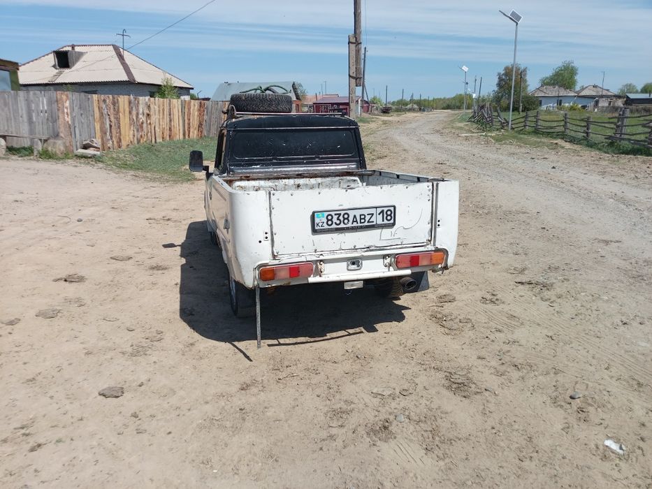 Продам пирожковоз москвич иж .