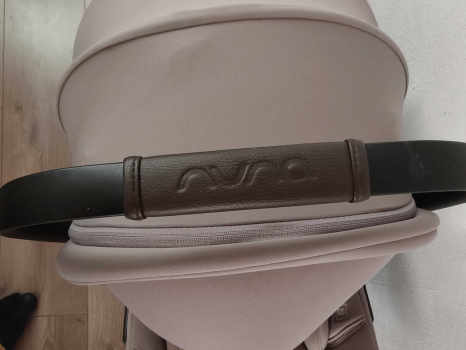 Nuna PIPA urbn  с вградена база - столче за кола 0-13 кг, вграден ISOFIX, i-Size