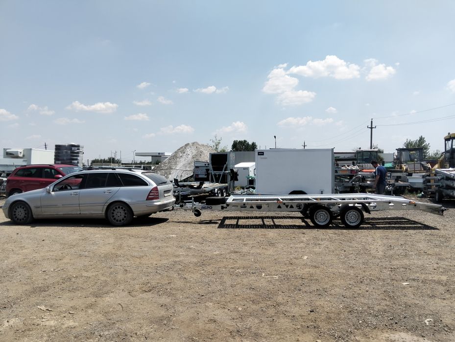 Închiriez platforma tractari auto 5m 2700 kg