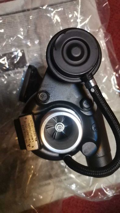 Turbo nou!!! ORIGINAL pt.motor KUBOTA D1105T / V2003T / 1G622-17015