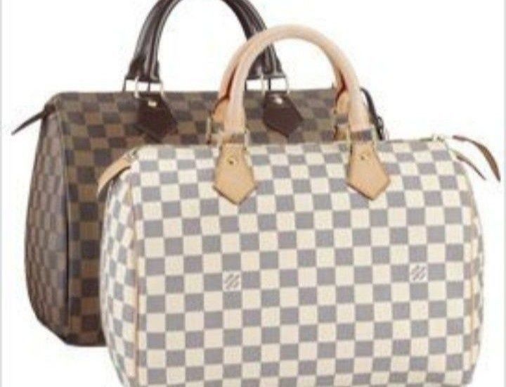 Set dama compus din geanta+portofel+esarfa/saculet, etichetă