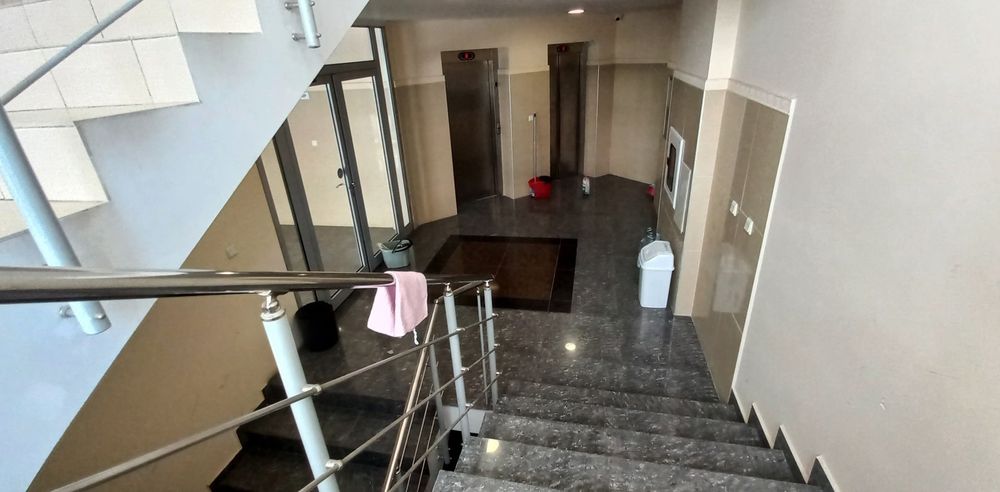 Професионално почистване на входове -Достъпни цени