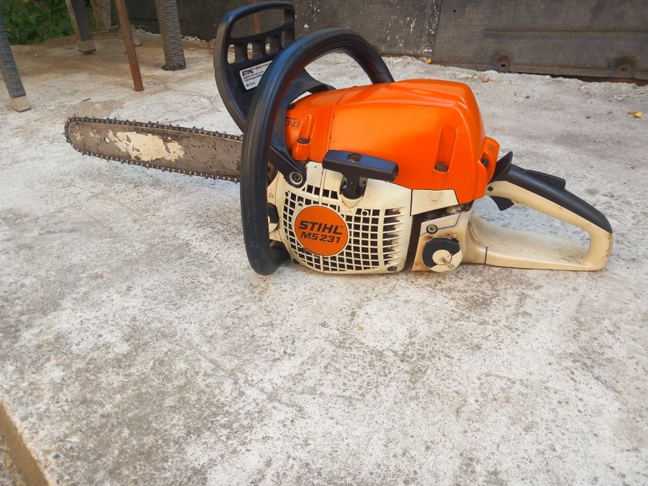 Vând drujba Stihl