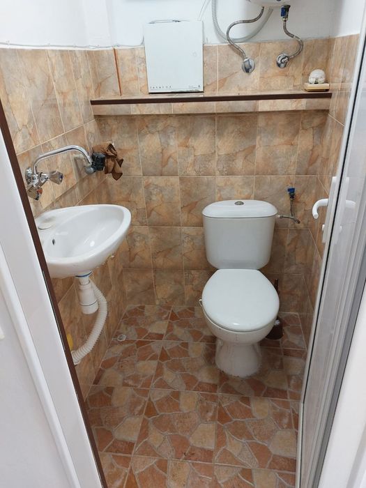 Дава се под наем Магазин в Пловдив, Кършияка - 19 кв.м за 129.54 € - Снимка #1