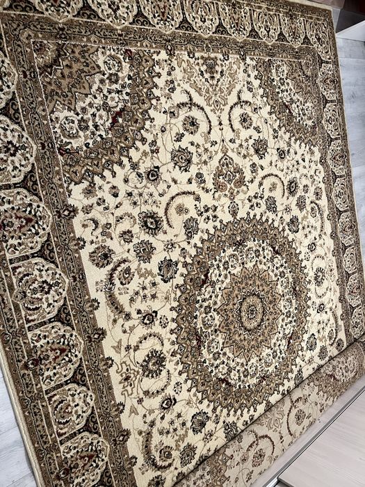 Продам ковры в связи ремонтам