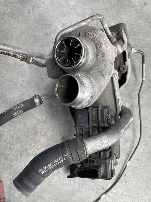 Turbina stanga 4.2 TDI Vw Touareg/Audi Q7/Cayenne cod 057145873N