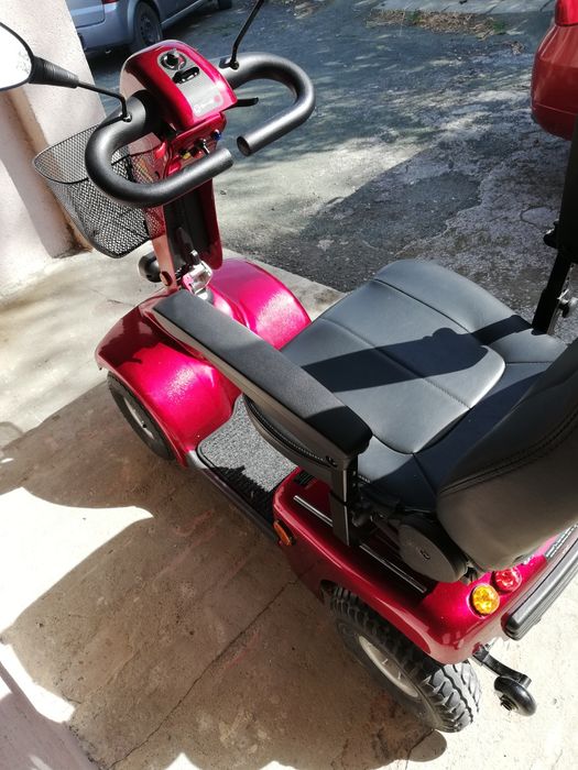 Инвалидна електрическа количка скутер