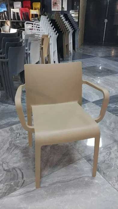 Стул Nuovo ARM водонепроницаемый, высокопрочный с бесплатной доставкой