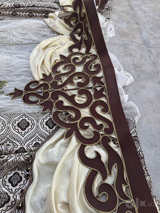 Parda sotiladi yaxshi holatda