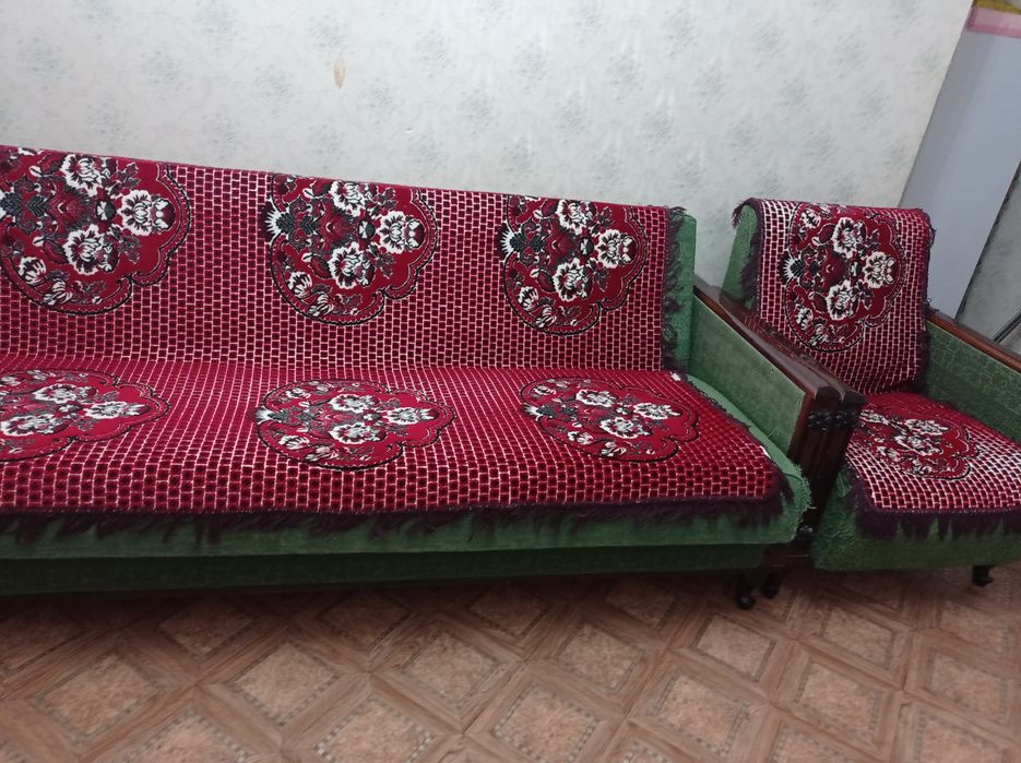 Продам б/у  мебель.