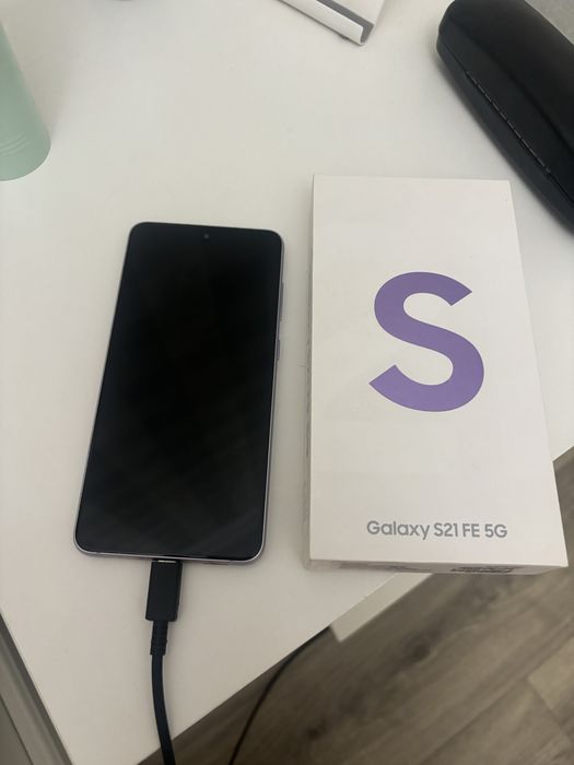 Samsung S21 fe продам