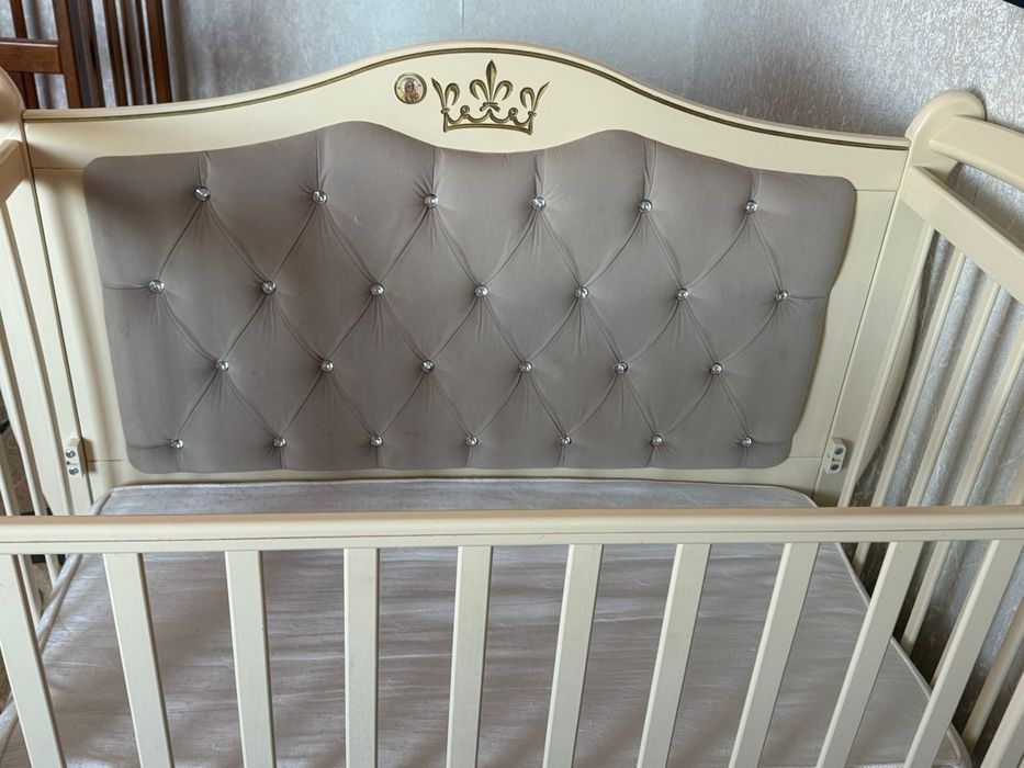 детская кровать.