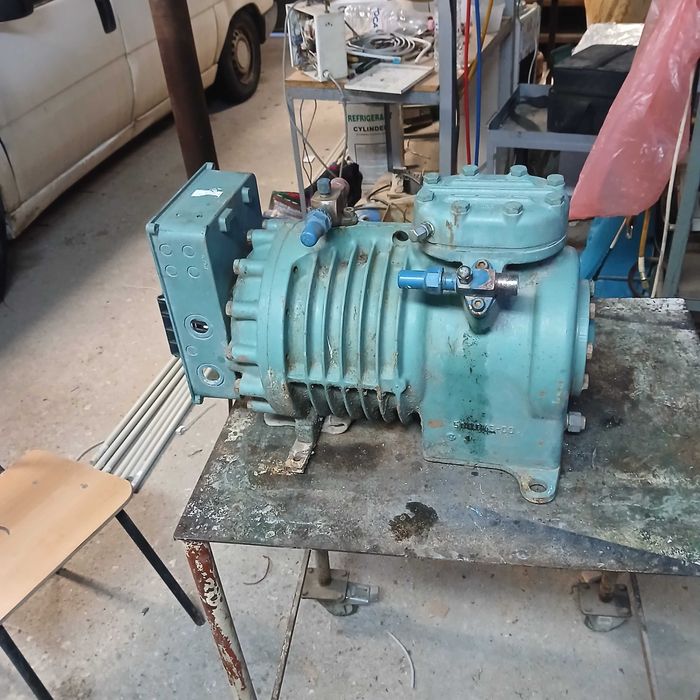 Хладилен компресор Bitzer