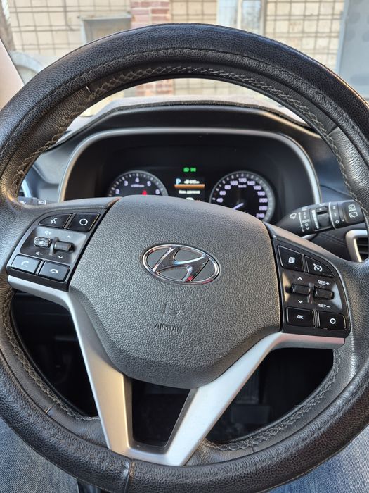 Продам Hyundai Tucson
