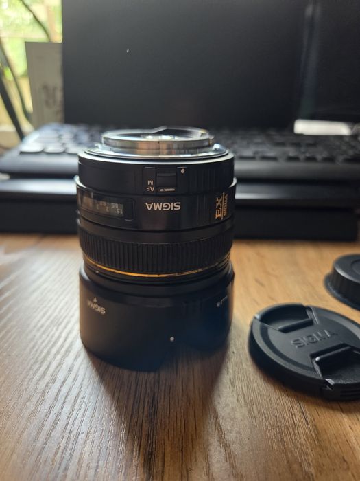 Обьектив Sigma 30mm f1.4