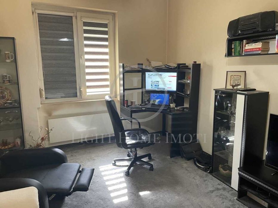 Продава се Тристаен апартамент в Пловдив, Каменица 1 - 80 кв.м за 2563 €/кв.м - Снимка #4