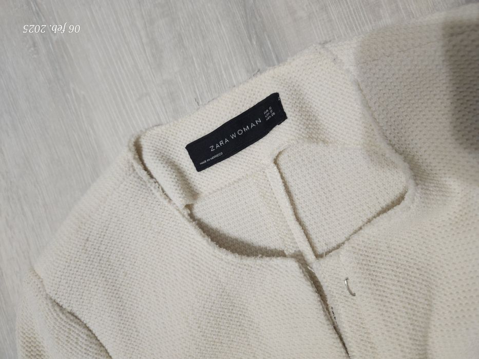 Jacheta scurta alba Zara S