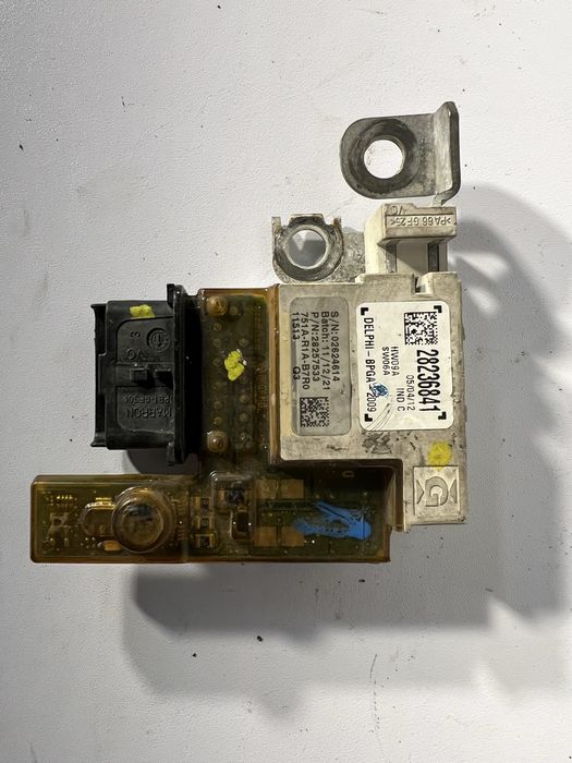 Модул акумулатор плюсова клема /напрежени предпазител/ Пежо/Ситроен