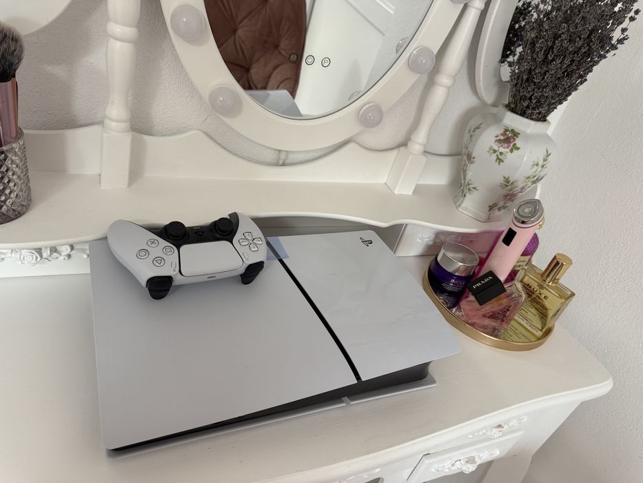 Consola PlayStation 5 Slim digital (PS5) 1TB, E-Chassis, White NOU