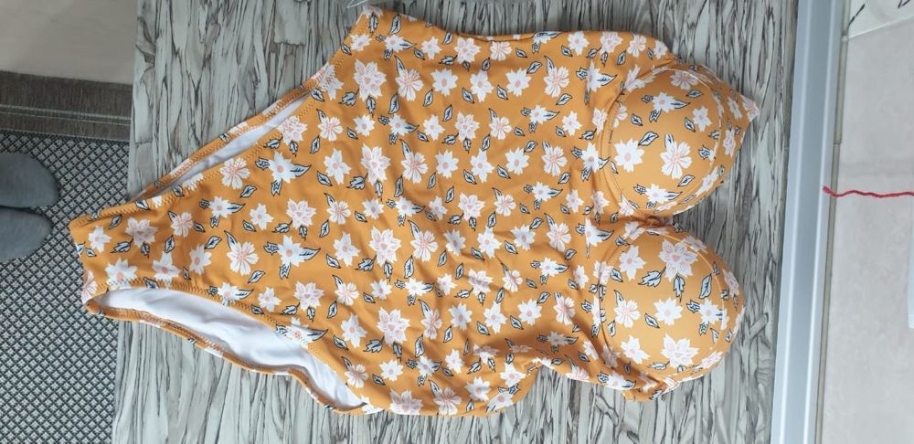 Купальники абсолютно новые!