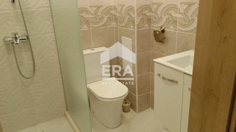 Дава се под наем Двустаен апартамент в Варна, Колхозен пазар - 56 кв.м за 420 € - Снимка #9