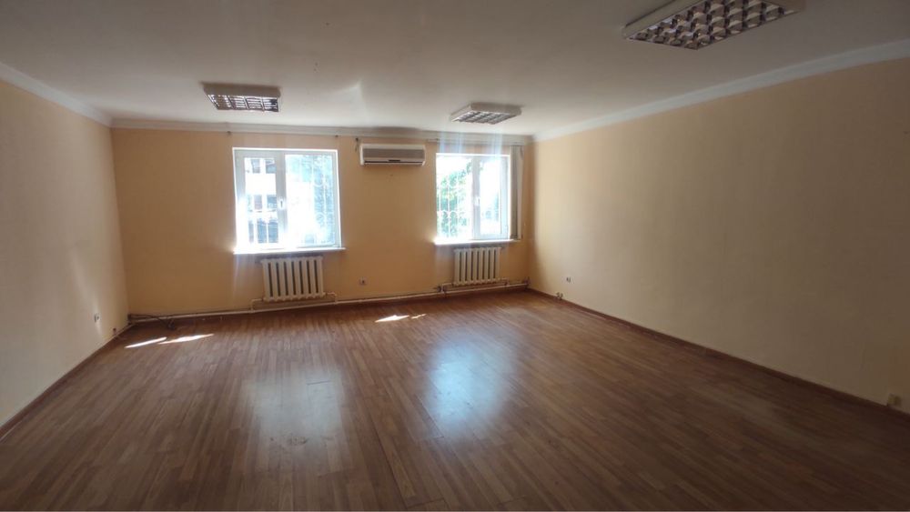 Сдаётся офис 140м² Шота Руставели 91