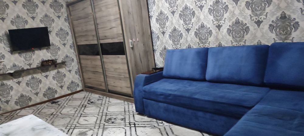 Квартира сотилади 1 хона 2 хона килинган.