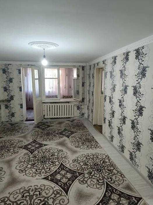 Продаётся 2к квартира 2/4. Учувчилар шахарчаси. Авиагородок. 52м2.