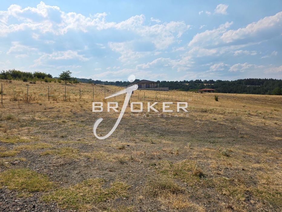 Продава се Парцел в с. Петлино, Област Кърджали - 1750 кв.м за 90 €/кв.м - Снимка #3