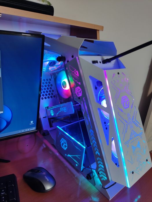 Очень дёшево Продаётся мощьный игровой персональный компьютер