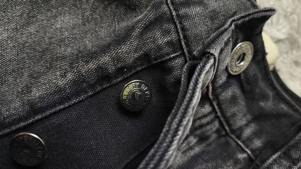 Gallery dept cross patch дънки