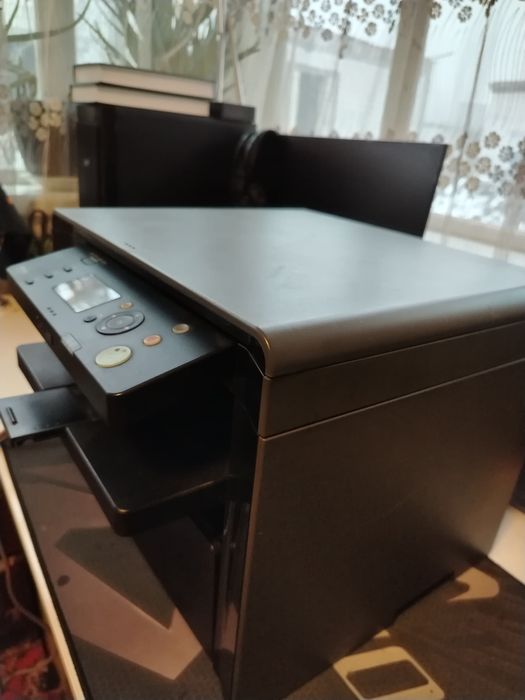 Sotiladi Canon MF4410 yahshi holatda