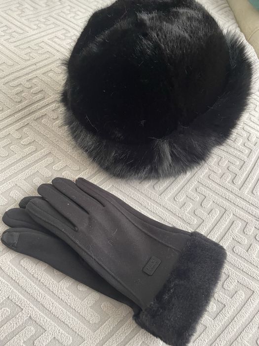 Зимна пухена шапка