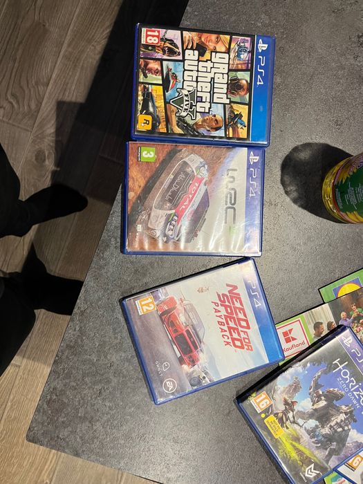 Игри за ps4 цената е за всичките