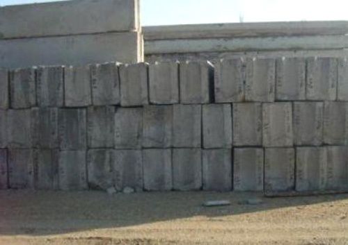 Фундаментный блок состояние хорошее б/у