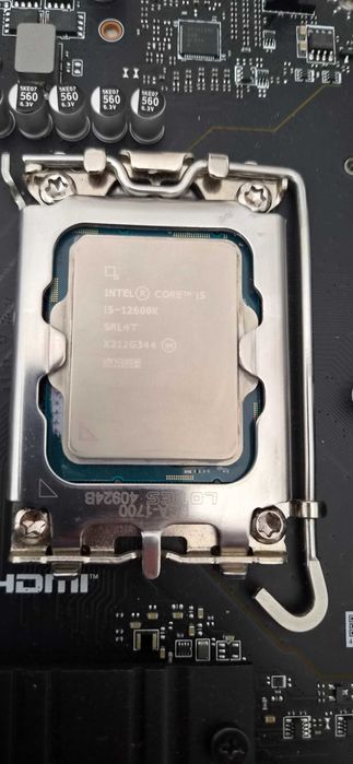 KIT GAMING INTEL i5 12600k,16gb ram DDR5- Vezi anunt !