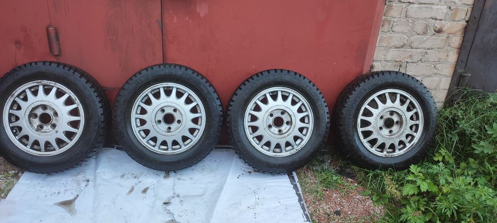 Продам  зимнюю резину