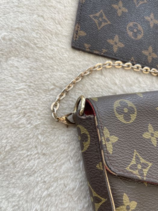 Geanta Louis Vuitton Felicie Pochette Monogram cu lant si insertie zip