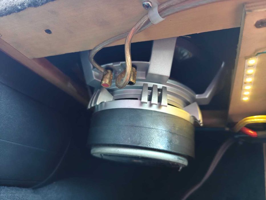 Sistem audio auto complet ( Alpine Clarion Macrom )