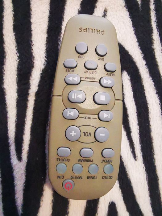 Telecomanda combina Philips